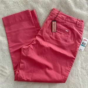 Vineyard Vines capri pants women’s NWT! Apologies for the wrinkles 🙈